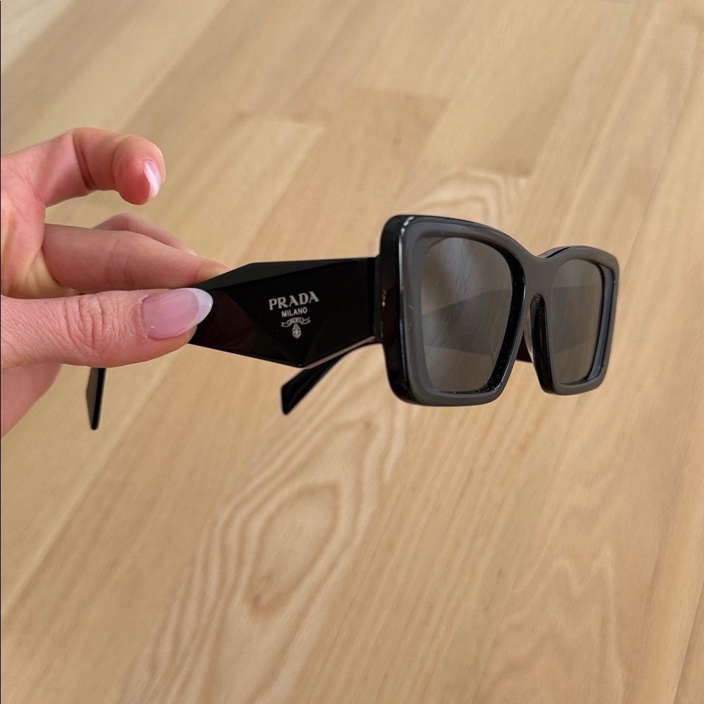 Prada Sunglasses - Picture 7 of 10